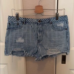 Forever 21 Women's Distressed Striped Jean Shorts